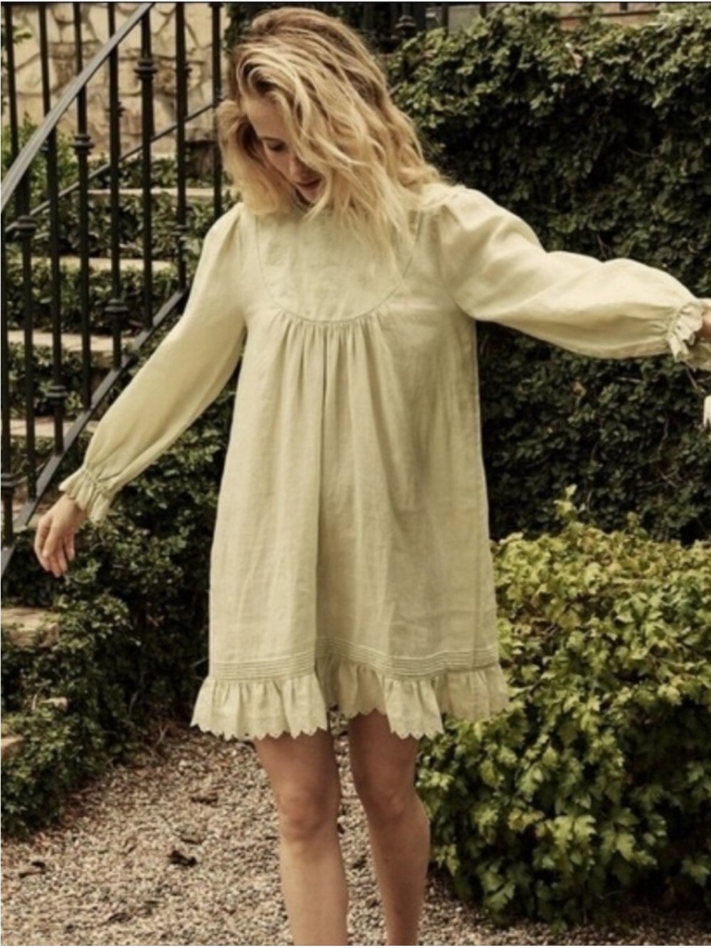 Doen Amber Dress in Pistachio - size small